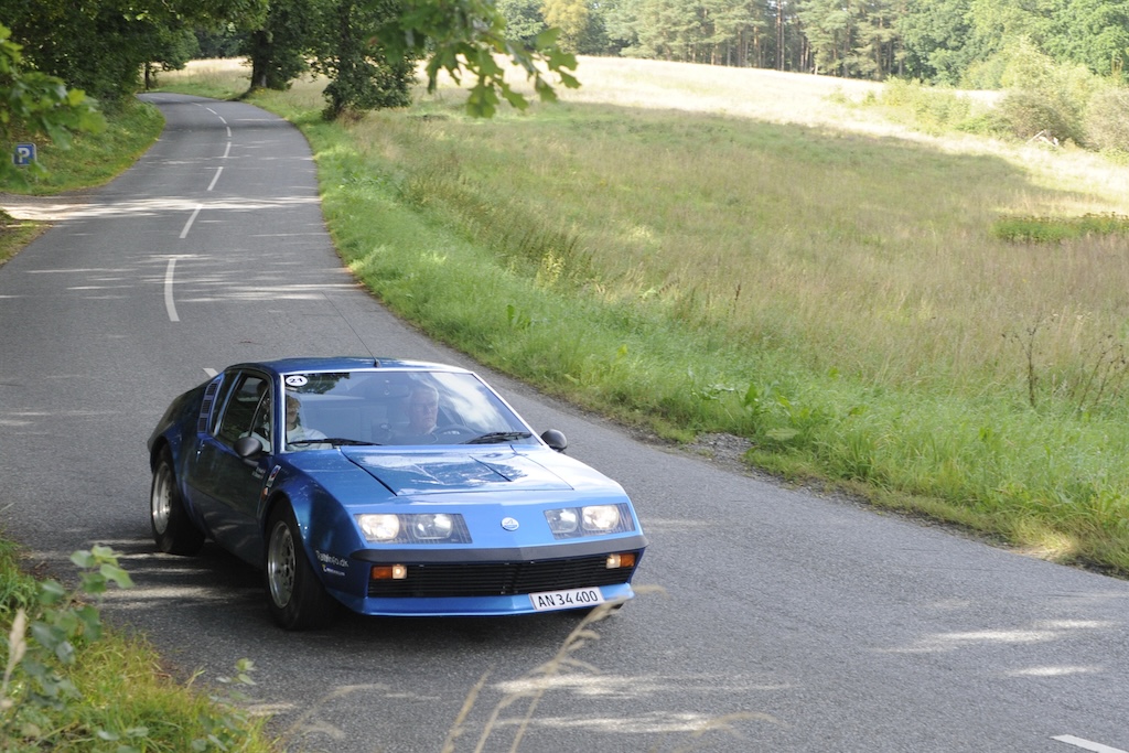 En af de specielle biler i Classis Car Challenge er denne Alpine A310, som Bruno Hvid Nielsen og Malthe Kjær Olesen deltager med.
(Foto: Morten Alstrup)